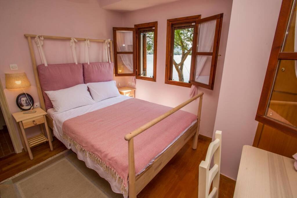 Natali'S Villa By The Sea Като-Гацеа Экстерьер фото