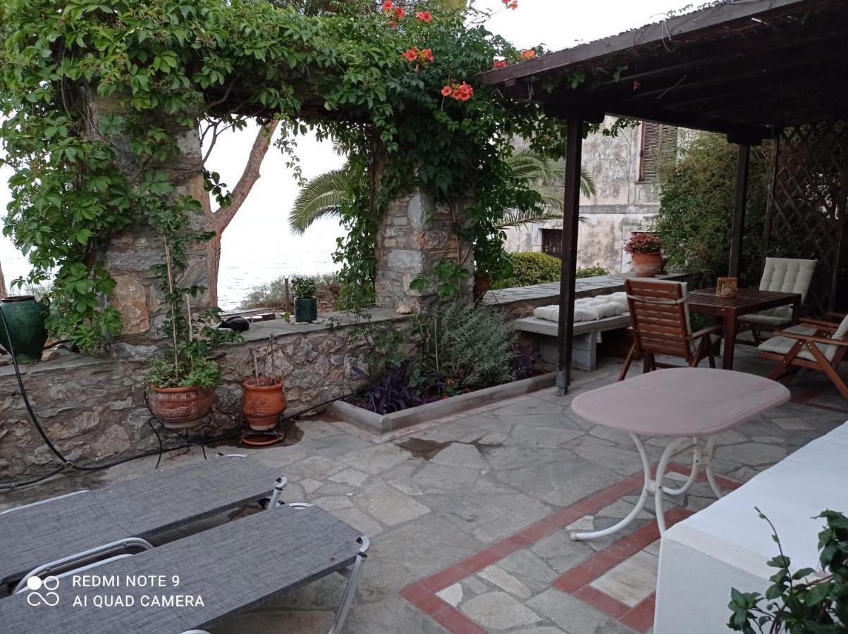 Natali'S Villa By The Sea Като-Гацеа Экстерьер фото